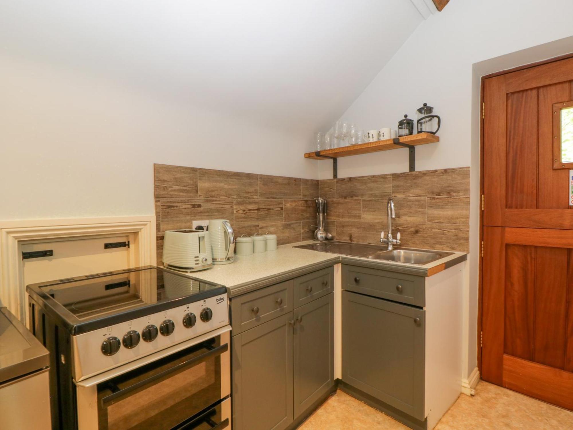 The Coach House Apartment Тюксбъри Екстериор снимка